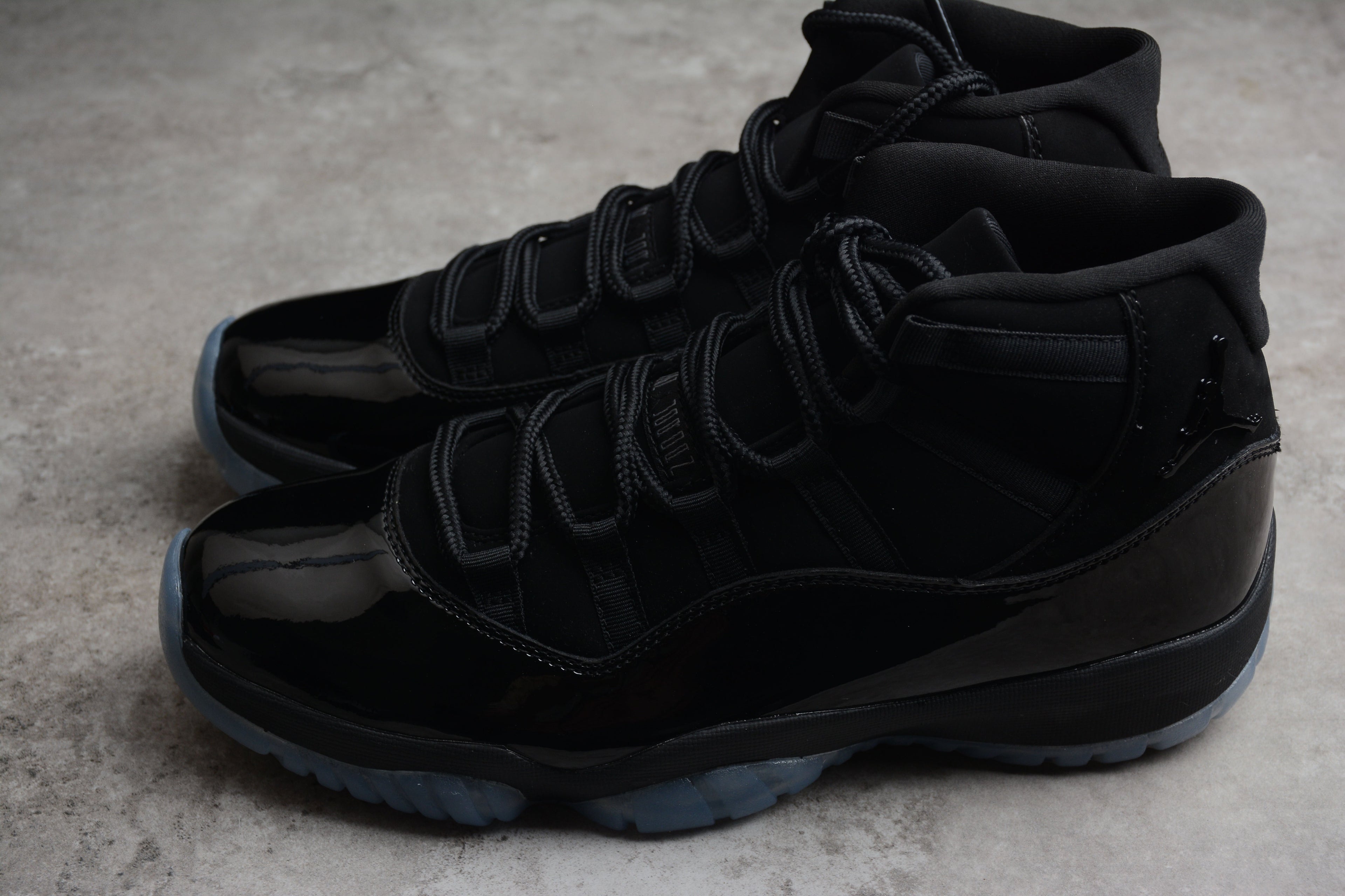 AJ 11 Gamma Black