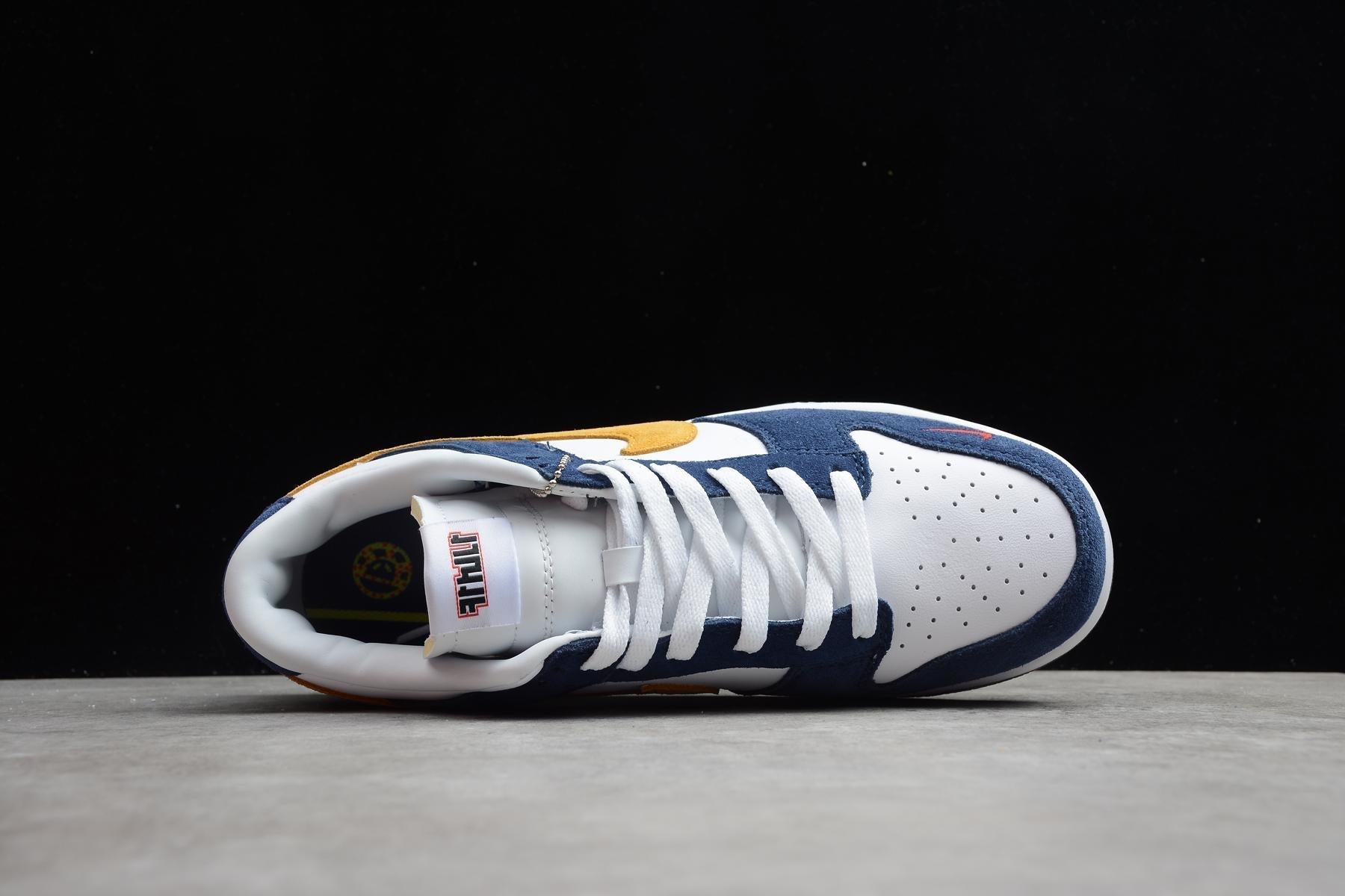 Nike x Kasina Dunk Low '80s Bus