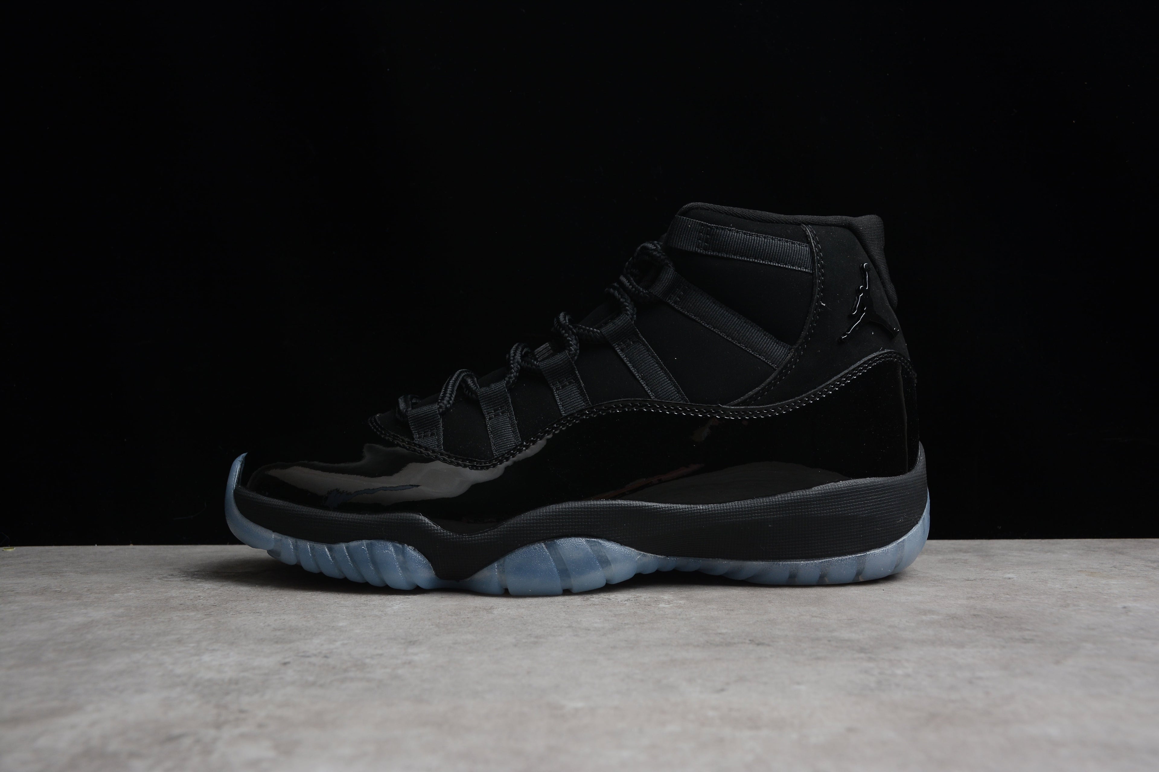 AJ 11 Gamma Black