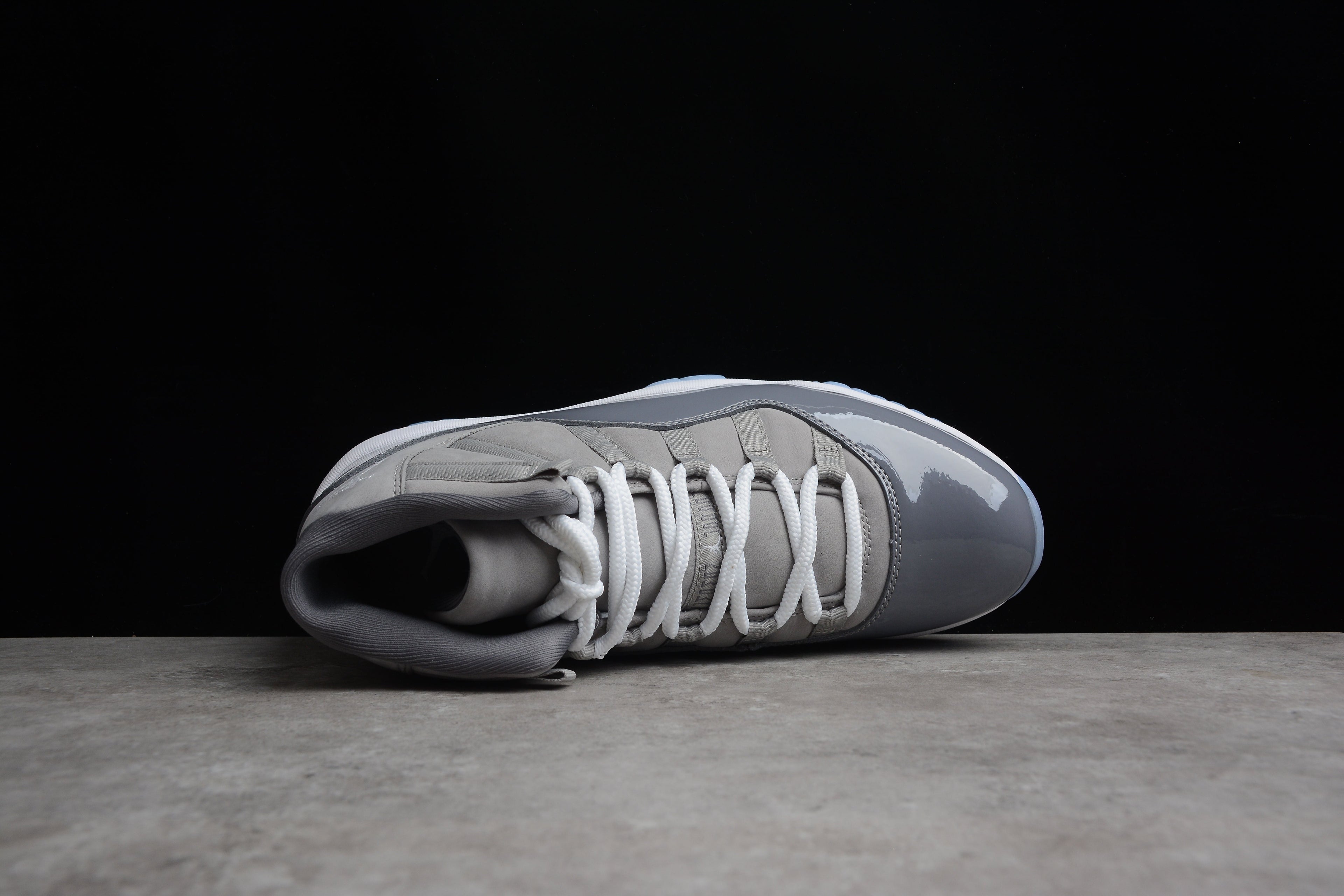 Air Jordan 11 Cool Grey