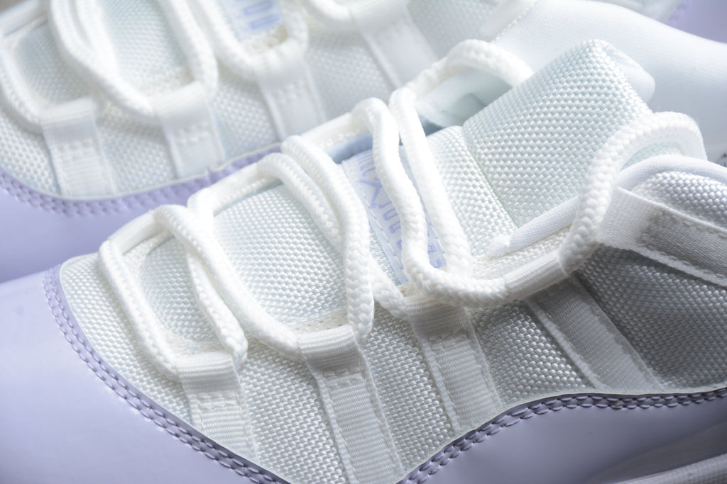 Air Jordan 11 Low  Pure Violet