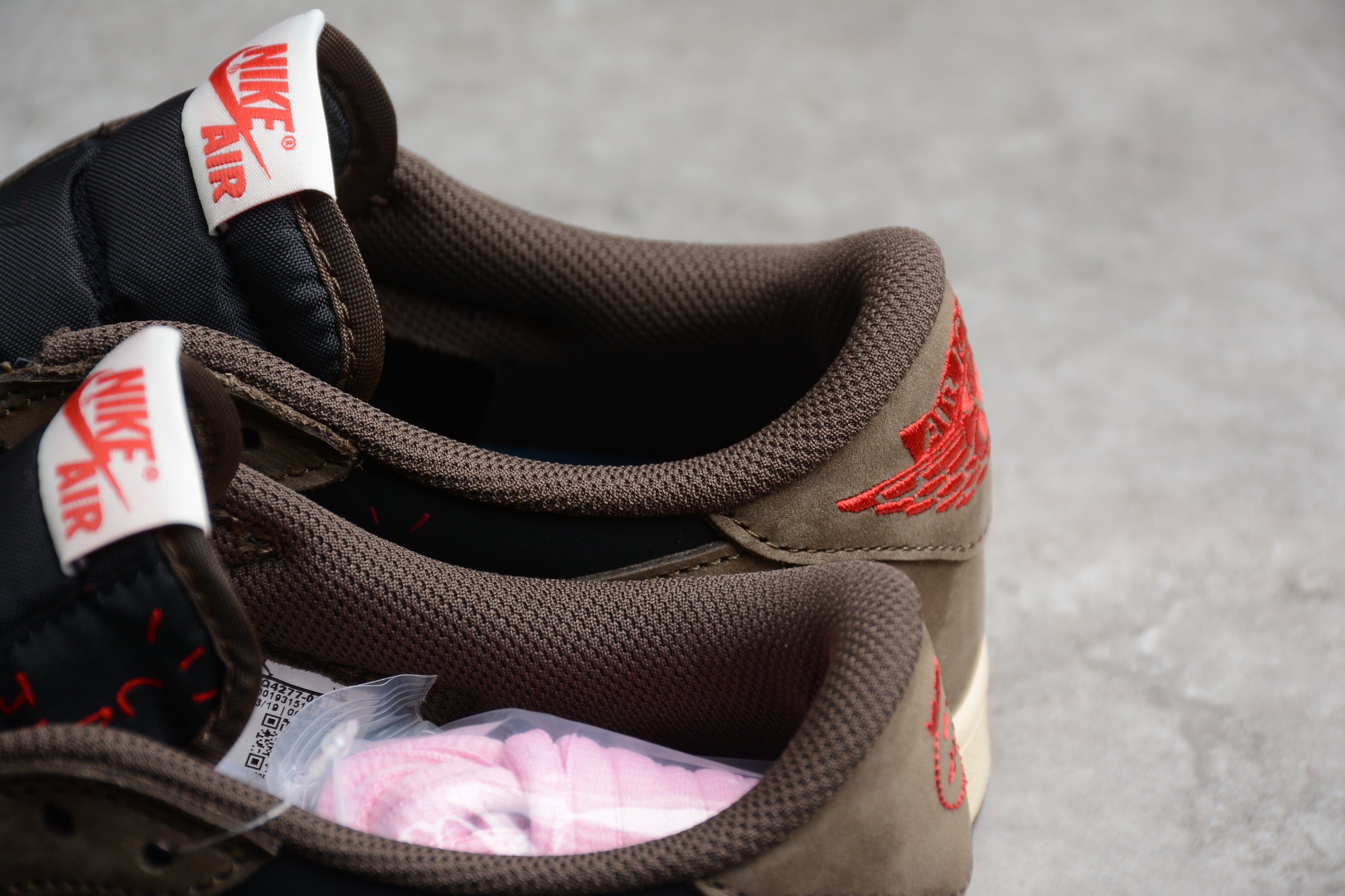 AJ 1 Retro Low OG SP Travis Scott Mocha