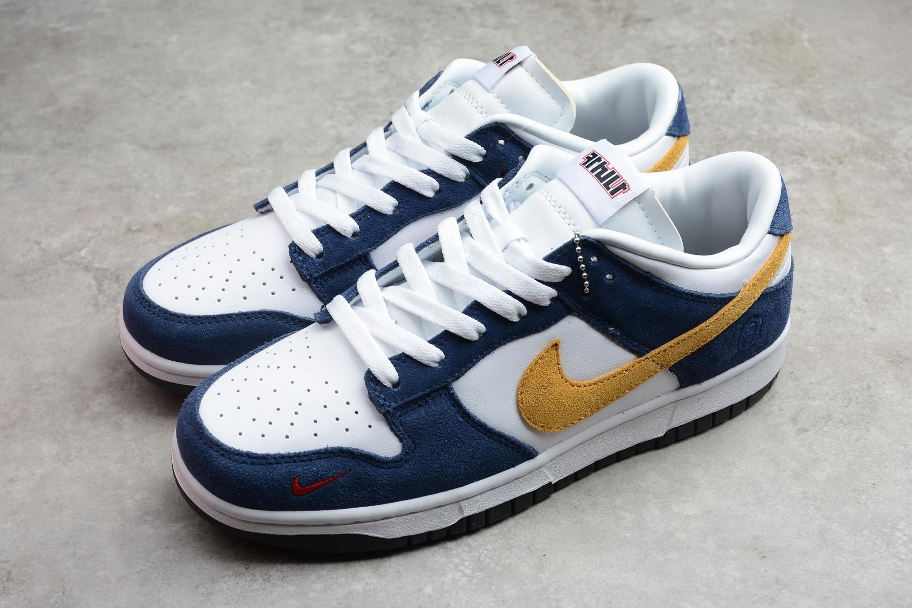 Nike x Kasina Dunk Low '80s Bus