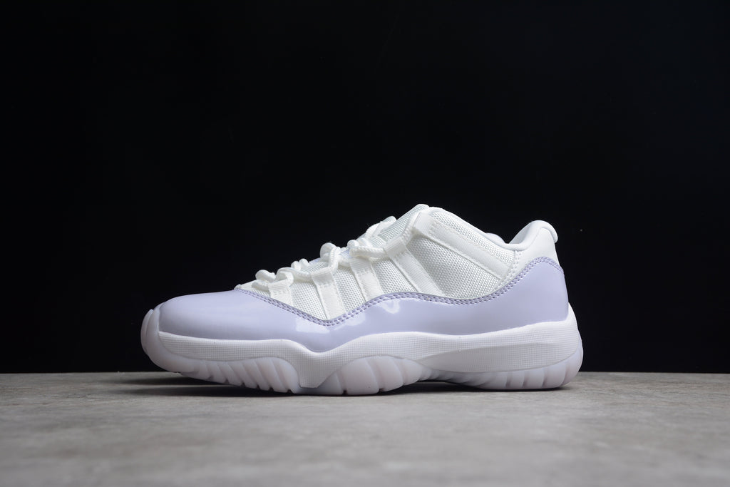 Air Jordan 11 Low  Pure Violet
