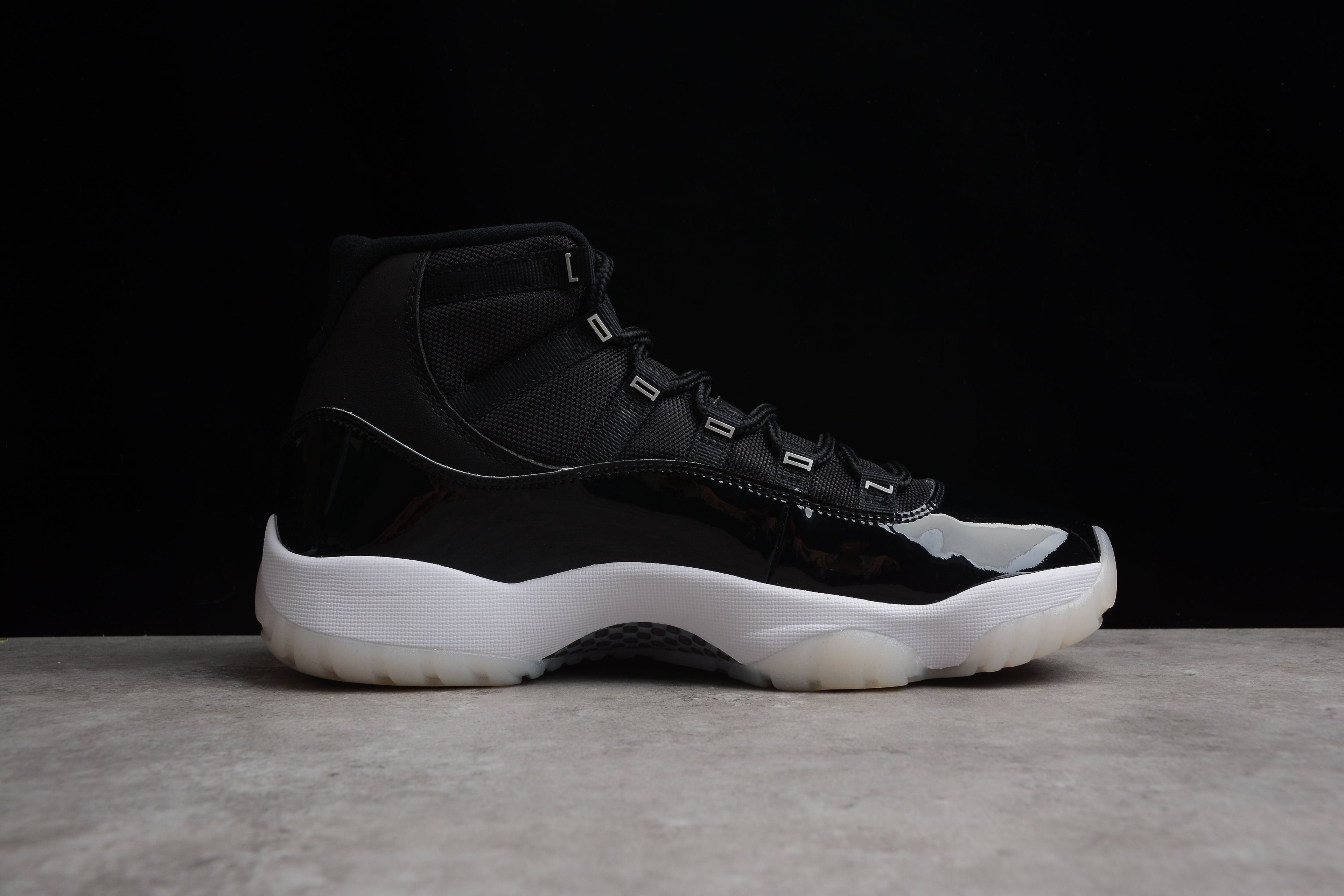 Air Jordan 11 Jubilee