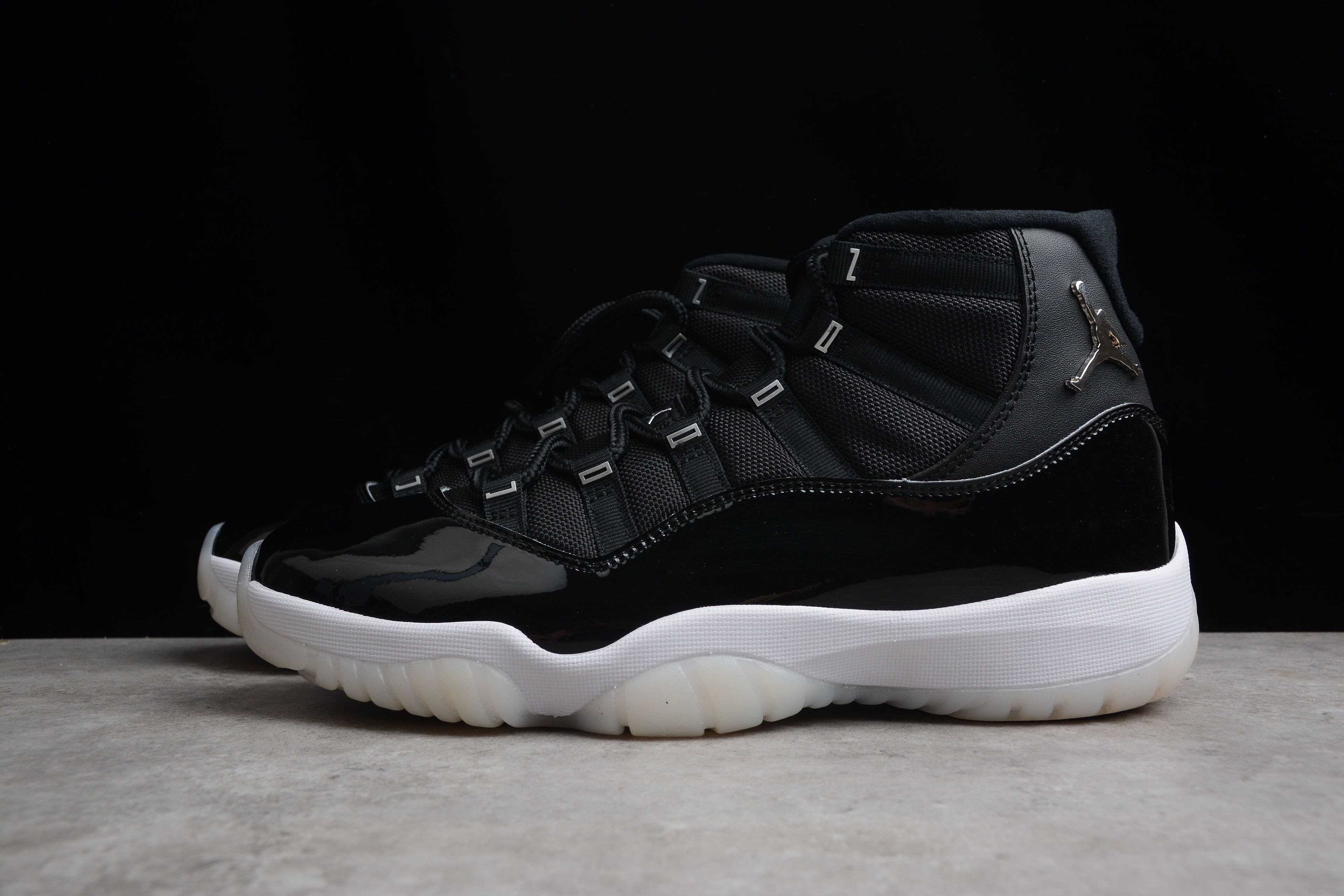 Air Jordan 11 Jubilee