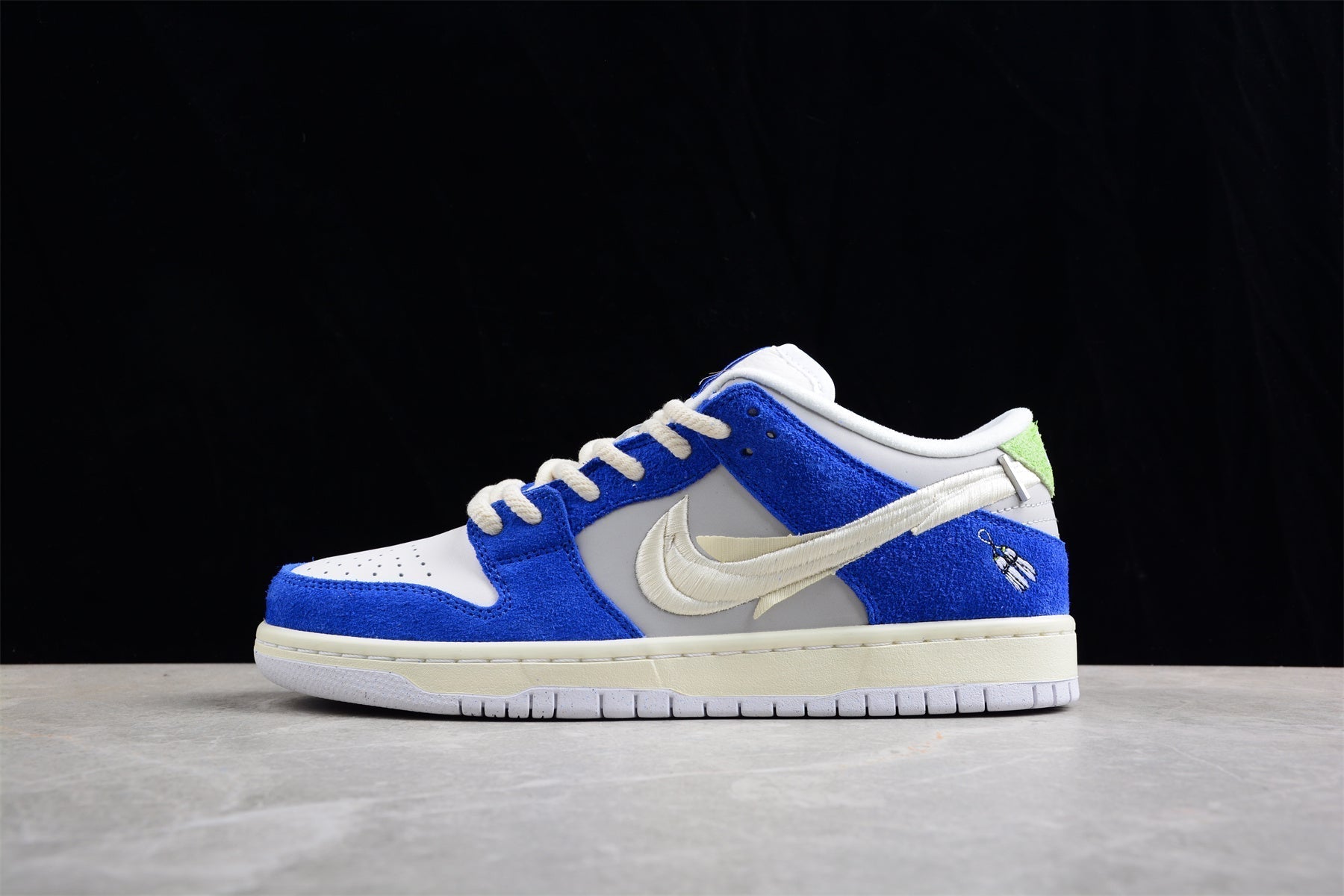Fly Streetwear x Dunk Low Pro SB Gardenia
