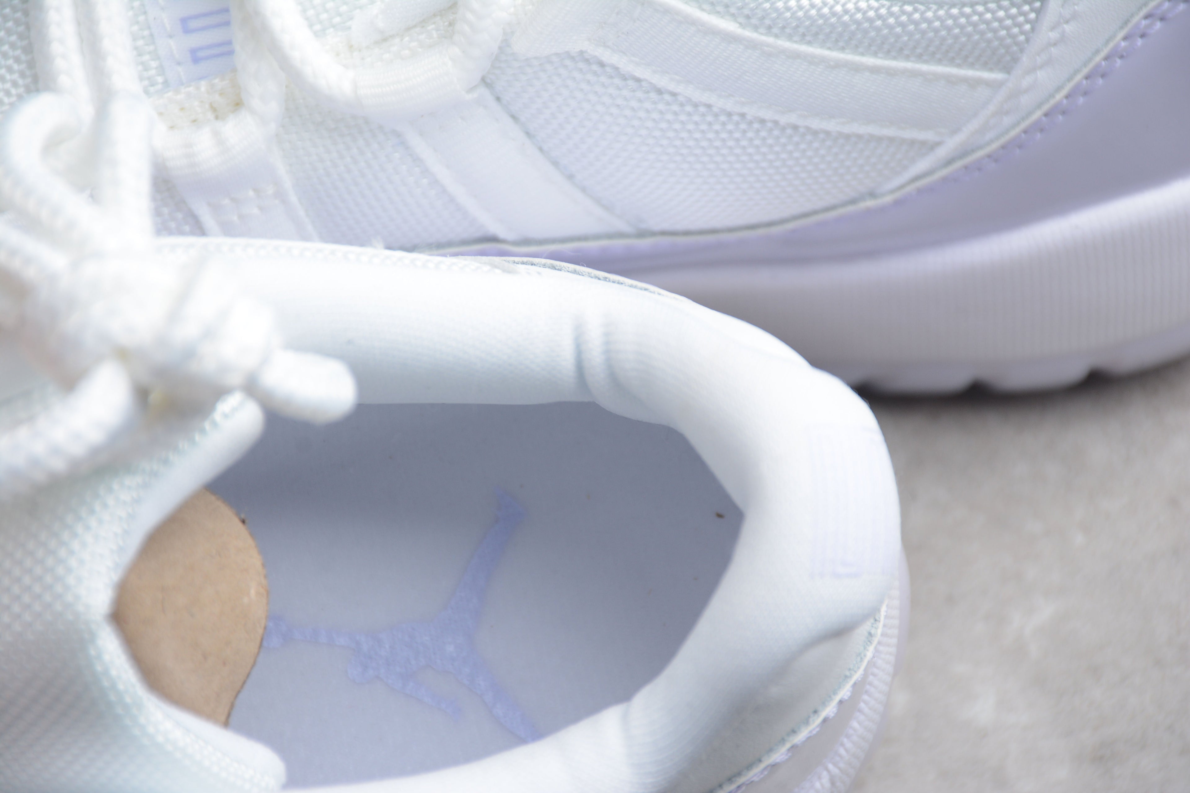 Air Jordan 11 Low  Pure Violet